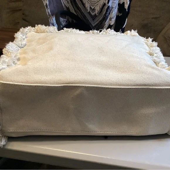 Karl Lagerfeld Cream and Black Tote Bag “ ELEGANCE IS AN ATTITUDE” NWOT - Picture 7 of 14